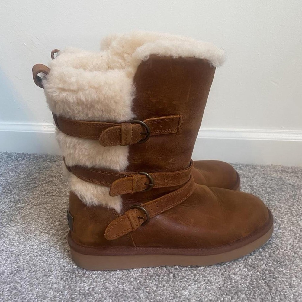Vintage 90s UGG Australia chestnut buckle shearling boots